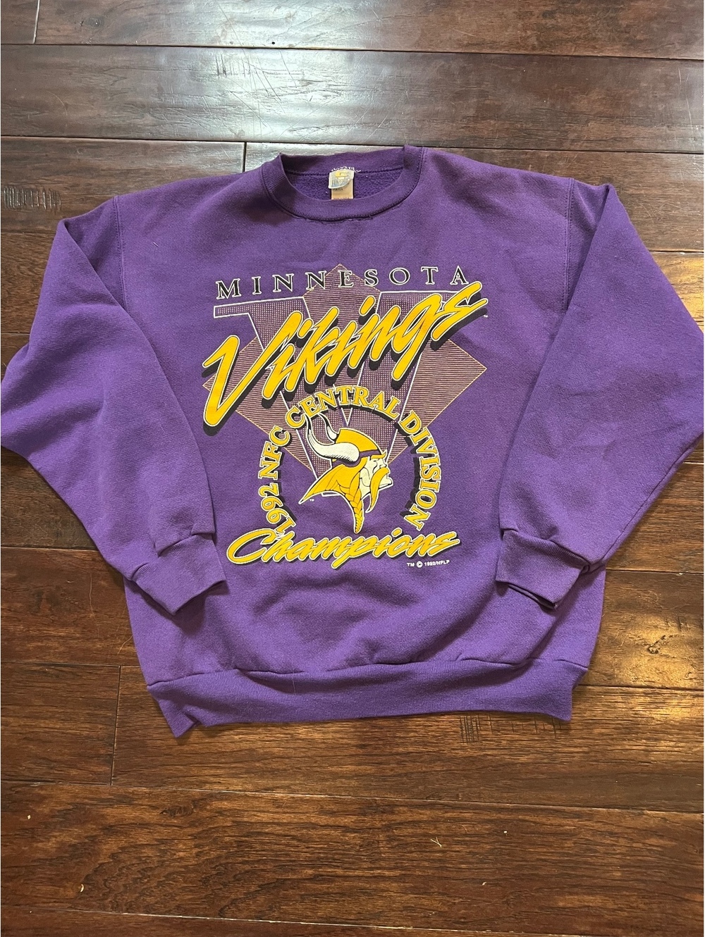 vintage 90s minnesota vikings crewneck sweatshirt